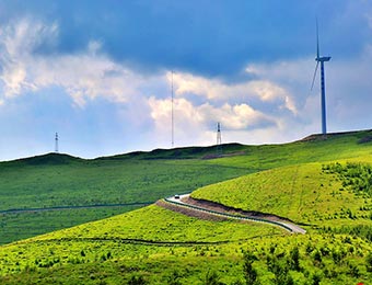 图说中国:河北崇礼草原天路美景