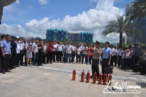 广西防城港200余名物业管理员参加消防知识讲